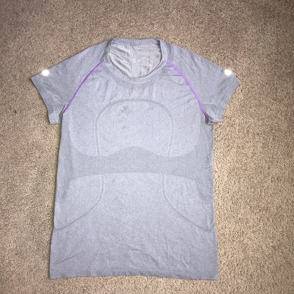RARE Lululemon Run: Swiftly Tech Short Sleeve - Picture 4 of 9